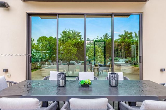 4550 N Jefferson Ave, Miami Beach, FL 33140
