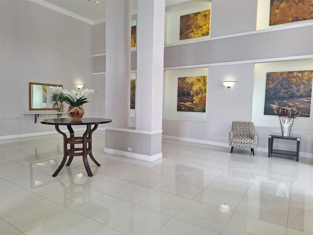 9725 NW 52nd St 408, Doral, FL 33178