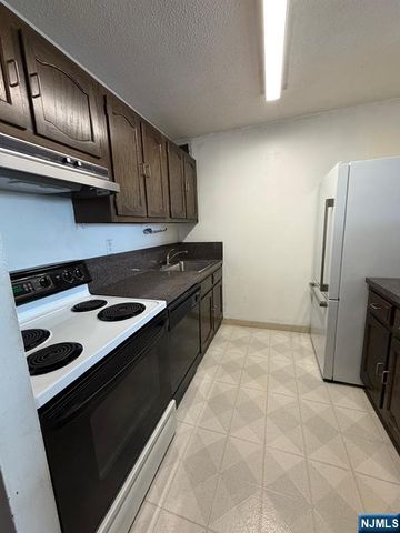 770 Anderson Avenue 20F, Cliffside Park, NJ 07010
