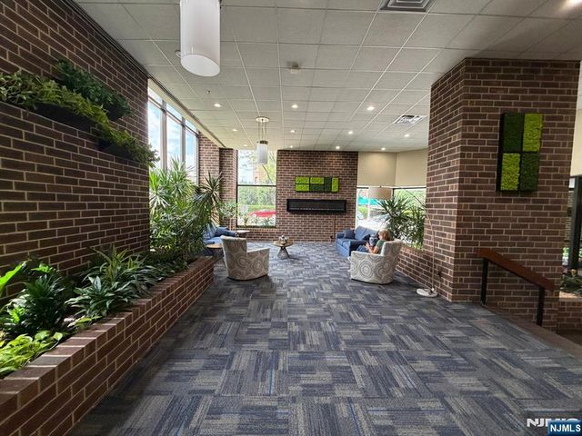 770 Anderson Avenue 20F, Cliffside Park, NJ 07010