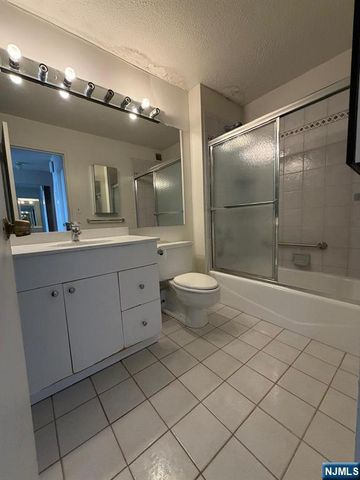 770 Anderson Avenue 20F, Cliffside Park, NJ 07010