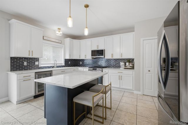 26643 Carly Drive, Brownstown Charter Township, MI 48174