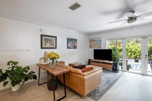 1437 Baracoa Ave, Coral Gables, FL 33146