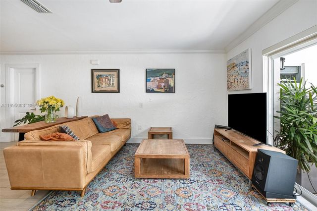 1437 Baracoa Ave, Coral Gables, FL 33146