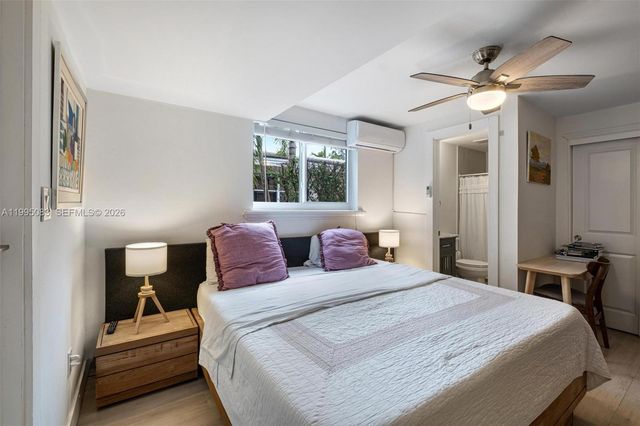 1437 Baracoa Ave, Coral Gables, FL 33146