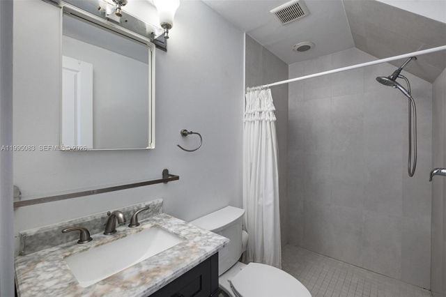 1437 Baracoa Ave, Coral Gables, FL 33146