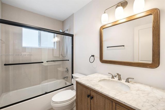 1437 Baracoa Ave, Coral Gables, FL 33146