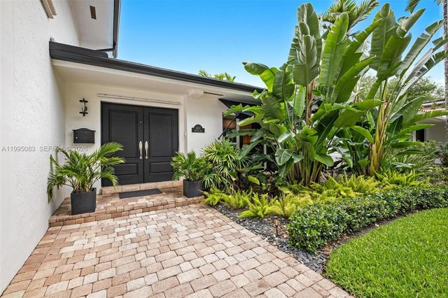 1437 Baracoa Ave, Coral Gables, FL 33146
