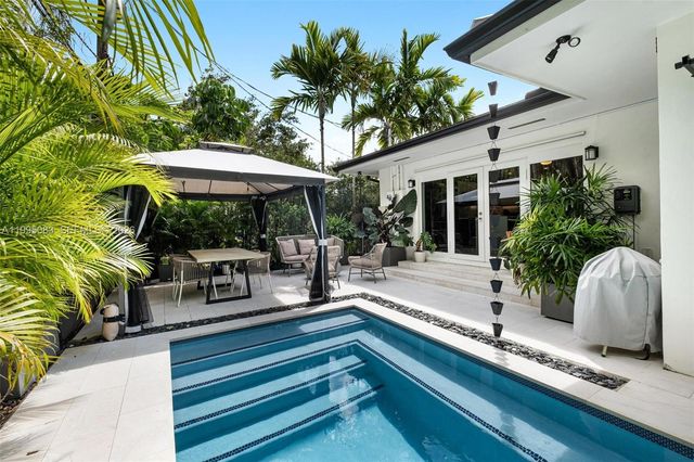 1437 Baracoa Ave, Coral Gables, FL 33146