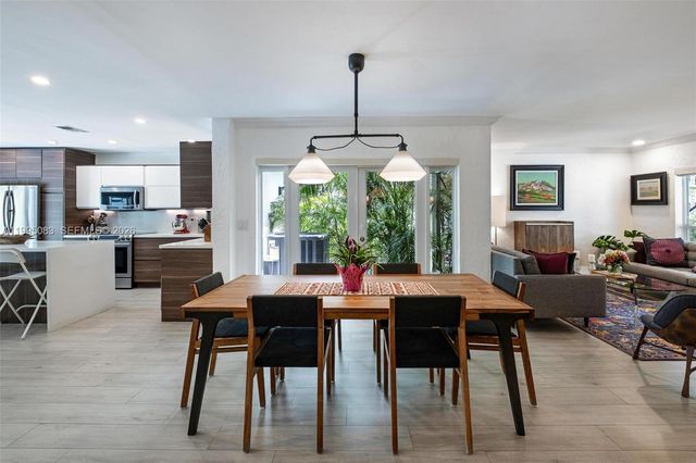 1437 Baracoa Ave, Coral Gables, FL 33146