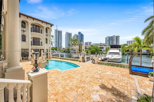 270 Atlantic Ave, Sunny Isles Beach, FL 33160
