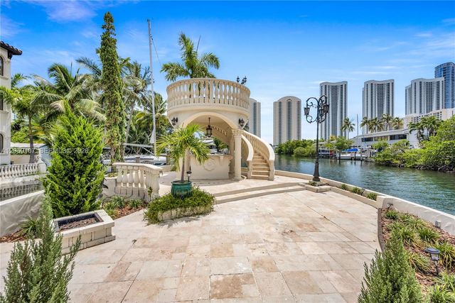 270 Atlantic Ave, Sunny Isles Beach, FL 33160
