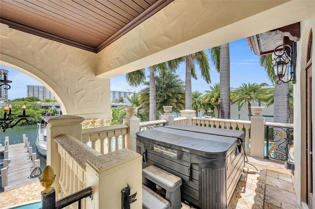 270 Atlantic Ave, Sunny Isles Beach, FL 33160
