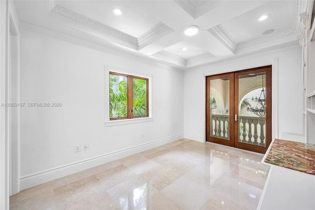 270 Atlantic Ave, Sunny Isles Beach, FL 33160