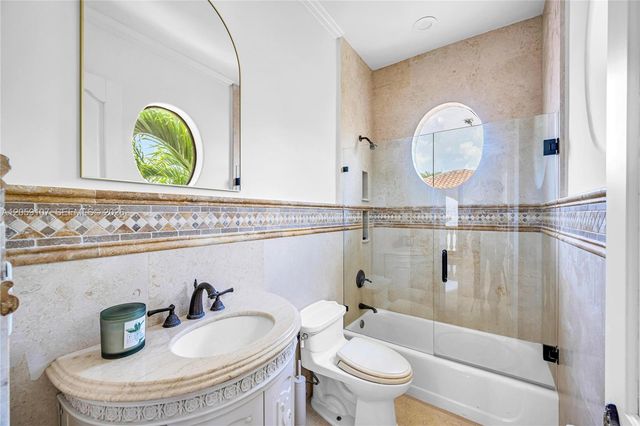 270 Atlantic Ave, Sunny Isles Beach, FL 33160