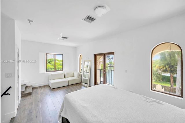 270 Atlantic Ave, Sunny Isles Beach, FL 33160