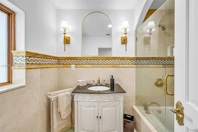 270 Atlantic Ave, Sunny Isles Beach, FL 33160
