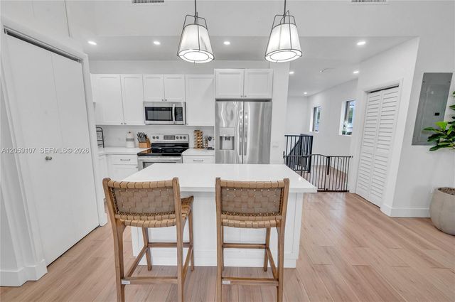 270 Atlantic Ave, Sunny Isles Beach, FL 33160