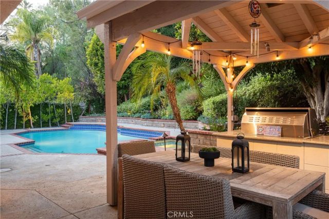 22815 Sparrowdell, Calabasas, CA 91302
