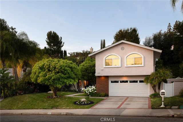 22815 Sparrowdell, Calabasas, CA 91302