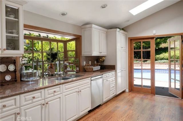 22815 Sparrowdell, Calabasas, CA 91302