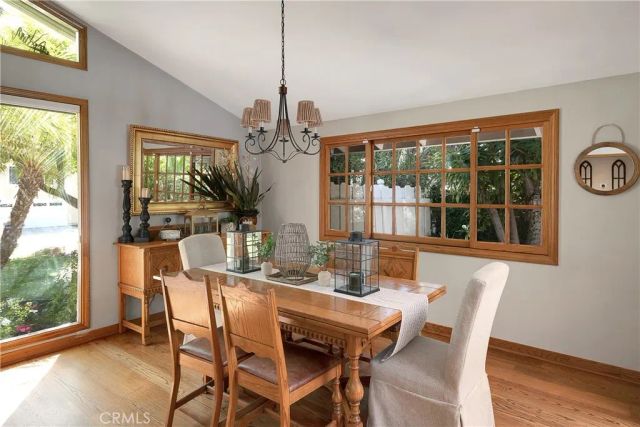 22815 Sparrowdell, Calabasas, CA 91302
