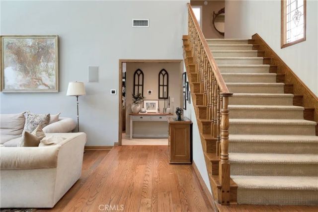 22815 Sparrowdell, Calabasas, CA 91302