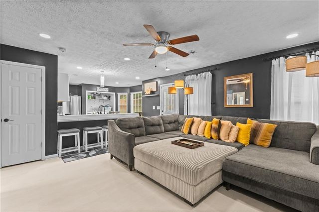 2923 Da Vinci Blvd, Decatur, GA 30034