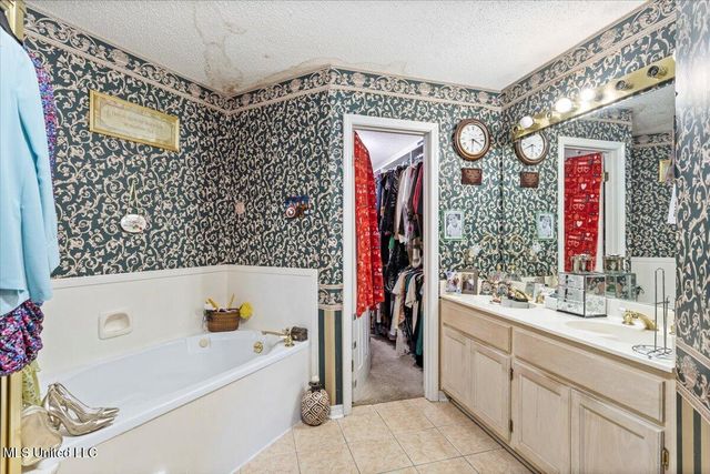 12455 Somerset Court, Gulfport, MS 39503