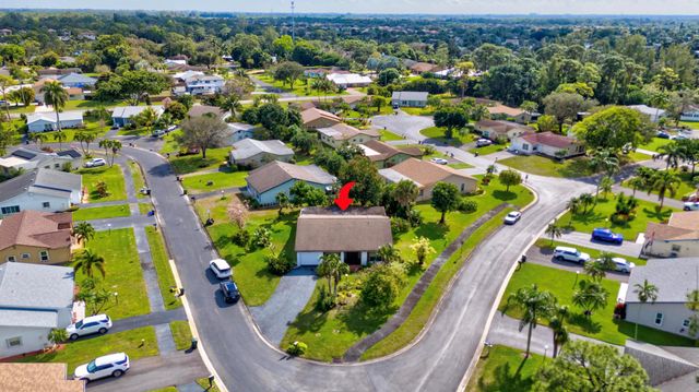 6137 Rainbow Circle, Greenacres, FL 33463