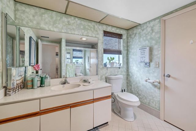 6137 Rainbow Circle, Greenacres, FL 33463