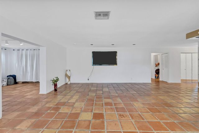 6137 Rainbow Circle, Greenacres, FL 33463