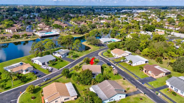 6137 Rainbow Circle, Greenacres, FL 33463