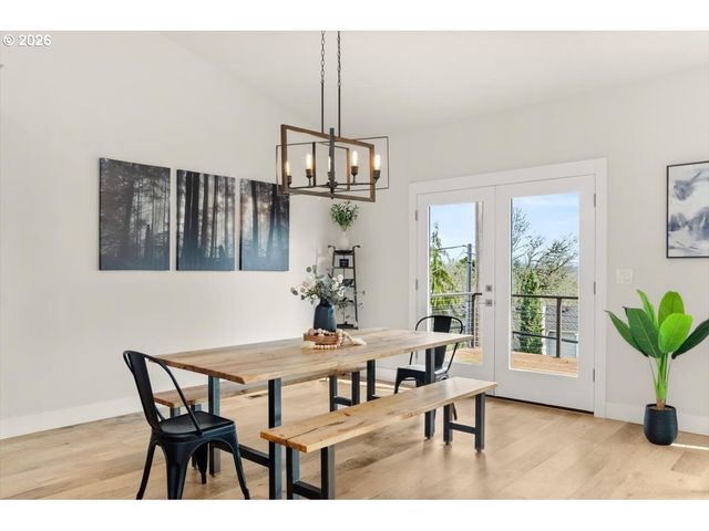 5645 W A St, West Linn, OR 97068