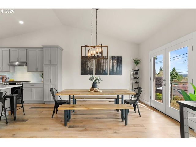 5645 W A St, West Linn, OR 97068