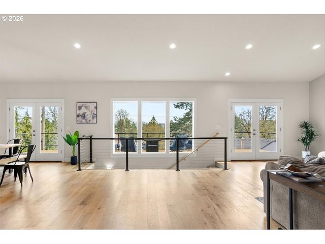 5645 W A St, West Linn, OR 97068