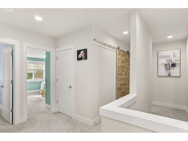 5645 W A St, West Linn, OR 97068