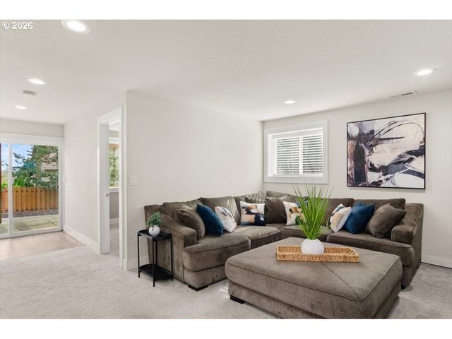 5645 W A St, West Linn, OR 97068