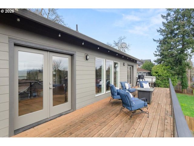 5645 W A St, West Linn, OR 97068