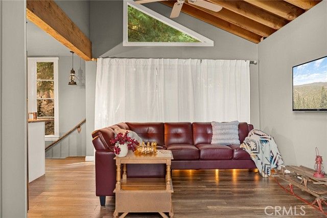 196 Ponderosa Dr, Cedar Glen, CA 92321