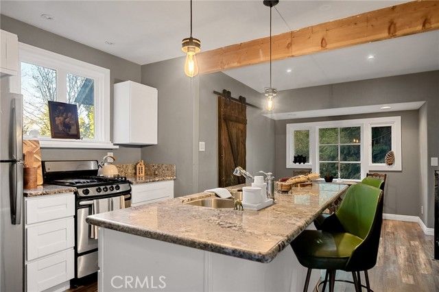 196 Ponderosa Dr, Cedar Glen, CA 92321