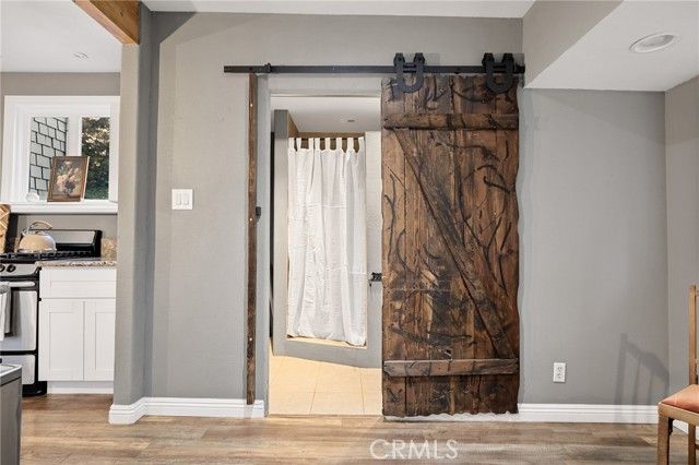 196 Ponderosa Dr, Cedar Glen, CA 92321