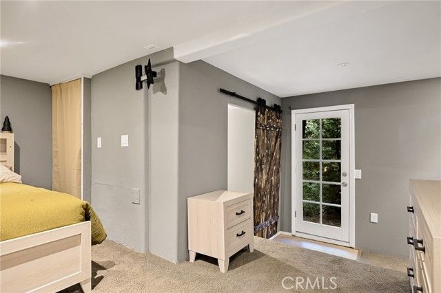 196 Ponderosa Dr, Cedar Glen, CA 92321