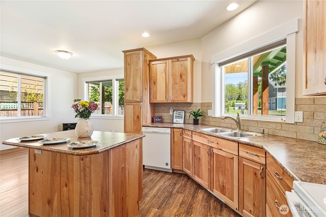 4597 Orcas Way, Ferndale, WA 98248