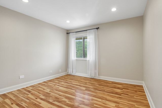 101 E Janata Boulevard 3B, Lombard, IL 60148