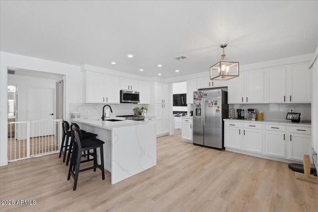 2442 S AUGUSTINE Circle, Mesa, AZ 85209