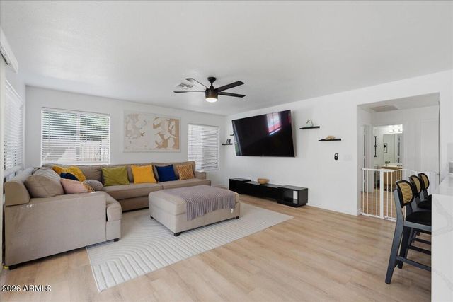 2442 S AUGUSTINE Circle, Mesa, AZ 85209