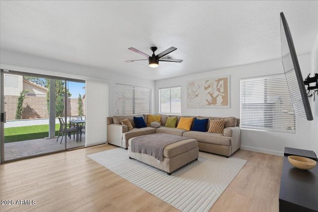 2442 S AUGUSTINE Circle, Mesa, AZ 85209