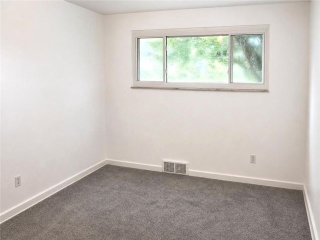 202 Crestview Rd, Penn Hills, PA 15235