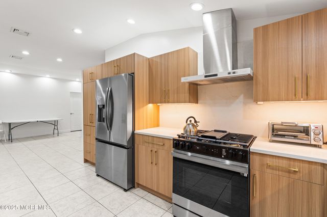 606 Deal Road, Oakhurst, NJ 07755